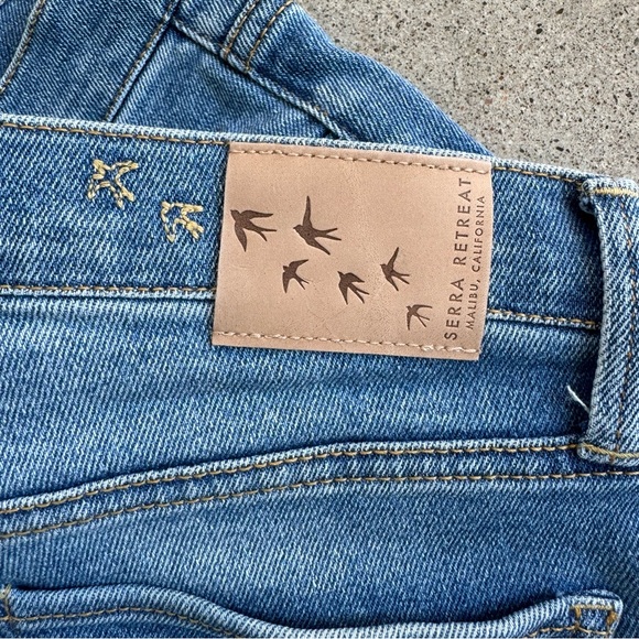 Serra Retreat Stretch Fit and Flare LONG LEGS size 4 - Picture 5 of 10